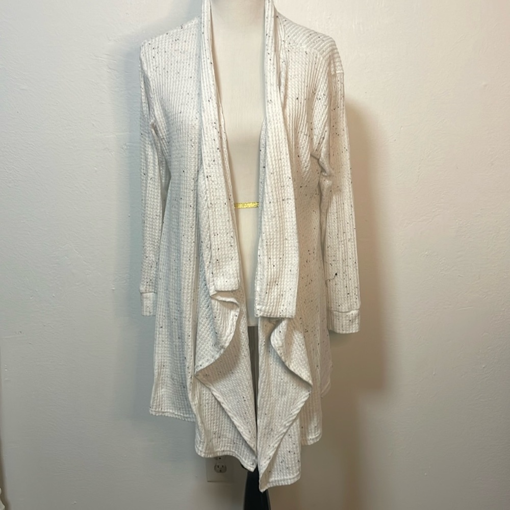 New Condition Women’s French Laundry Waffle Knit Cardigan Size 1X